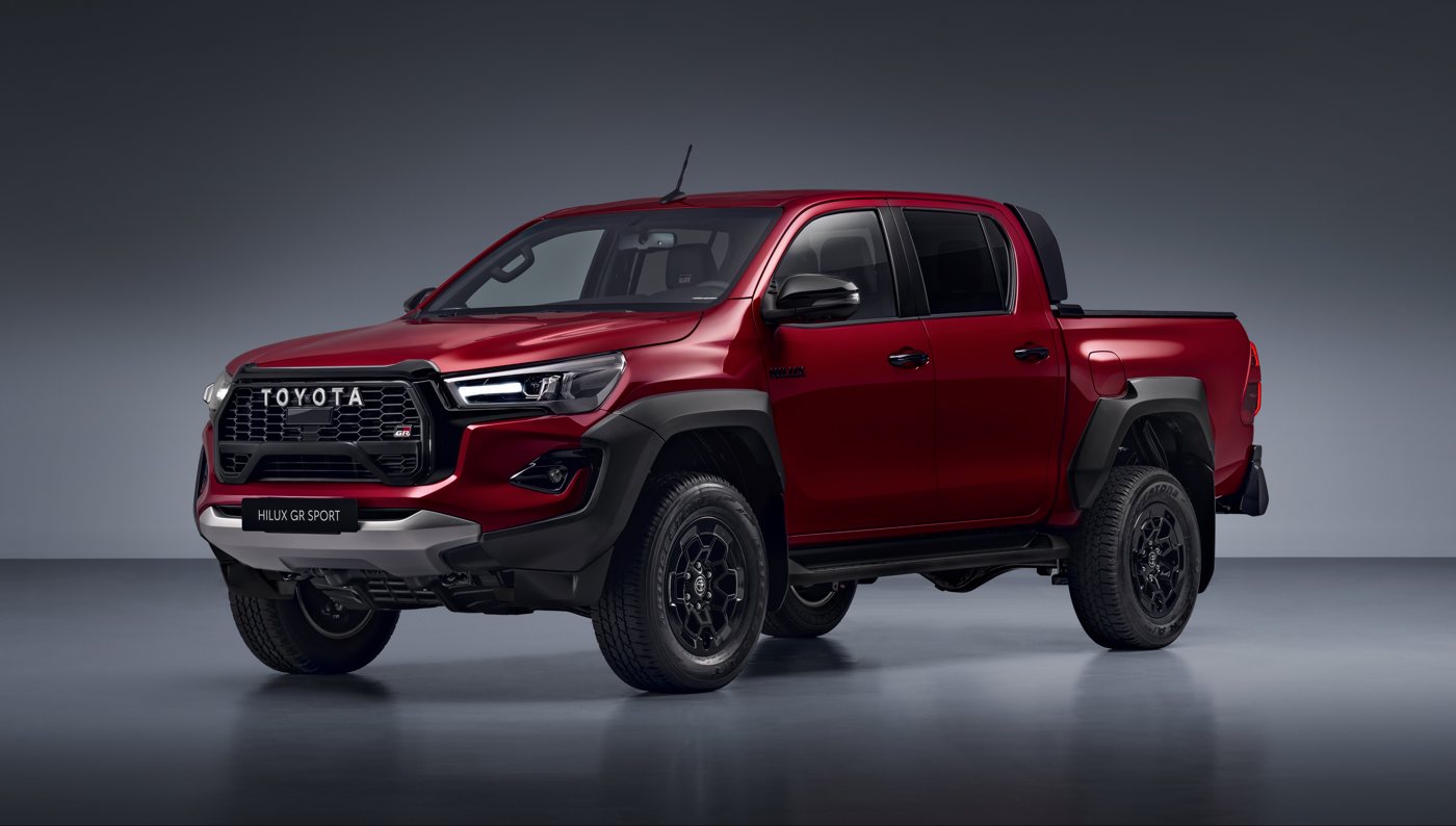 Toyota Hilux GR Sport II mit verbreiterter Spur