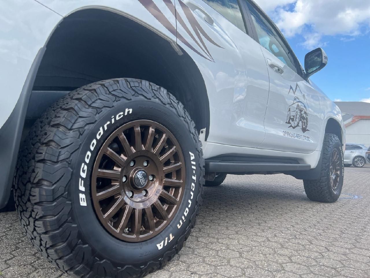 Fahrzeugabbildung Toyota Land Cruiser 2.8 Comfort 4x4*OFFROAD/UMBAU*