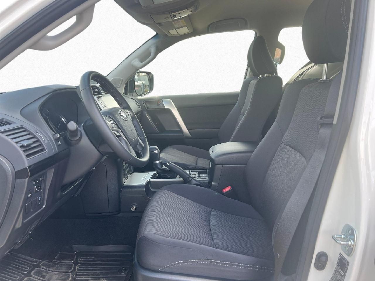 Fahrzeugabbildung Toyota Land Cruiser 2.8 Comfort 4x4*OFFROAD/UMBAU*