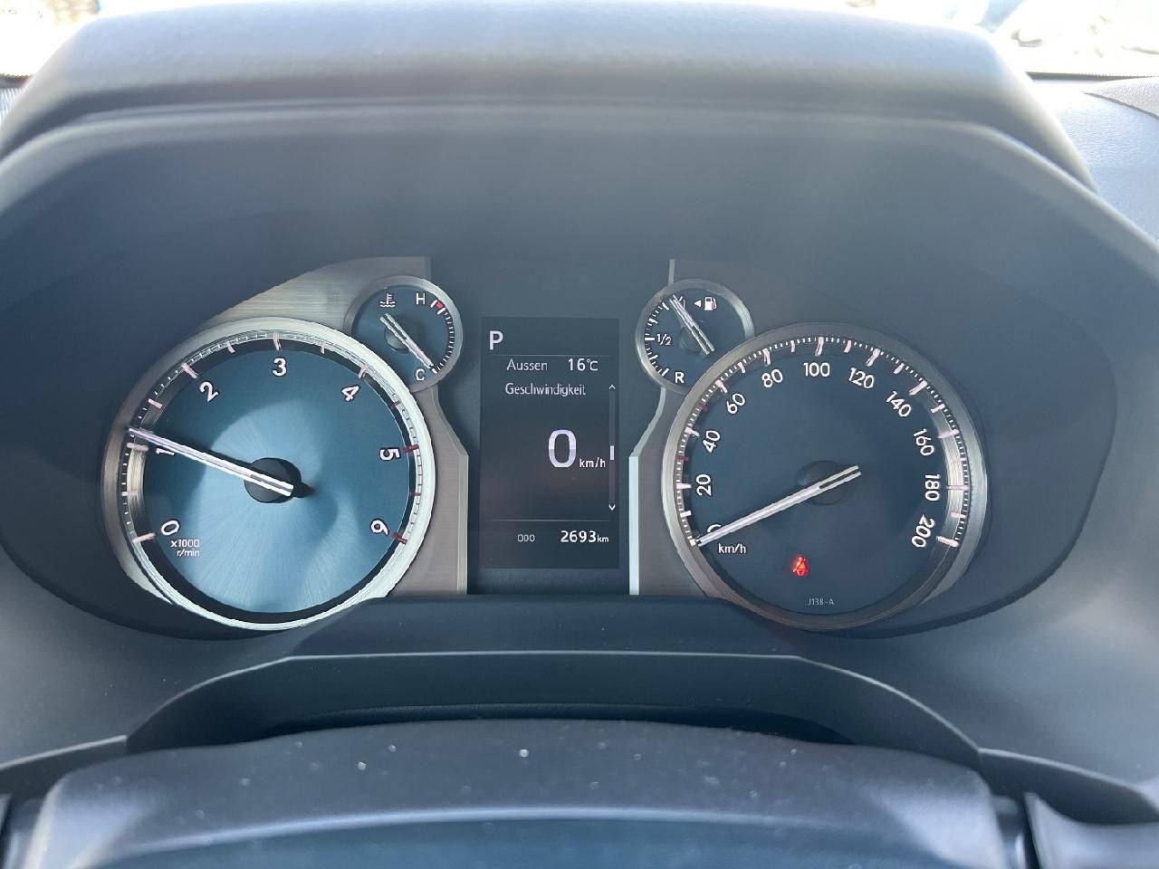 Fahrzeugabbildung Toyota Land Cruiser 2.8 Comfort 4x4*OFFROAD/UMBAU*