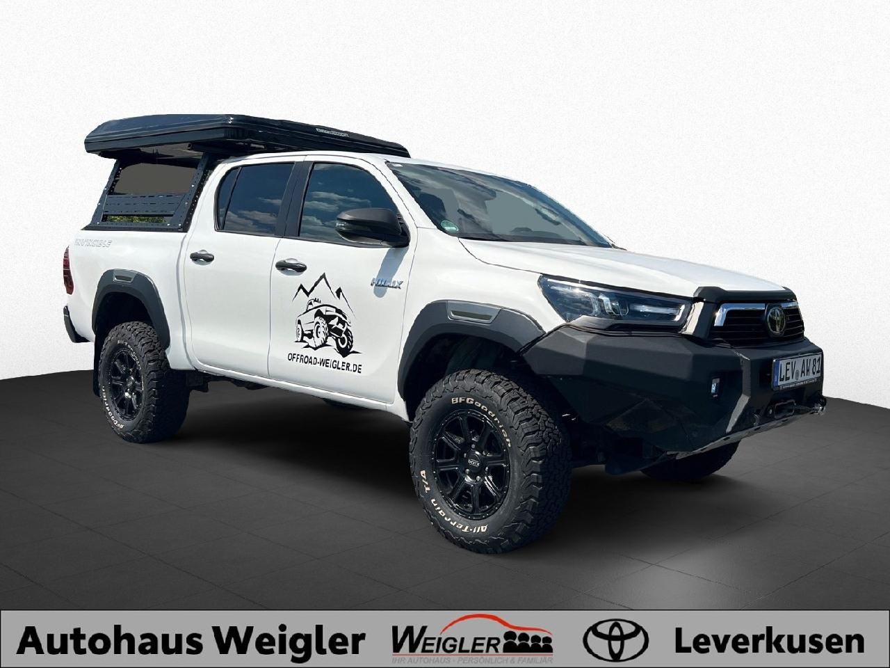 Fahrzeugabbildung Toyota Hilux Double Cab Style 4x4