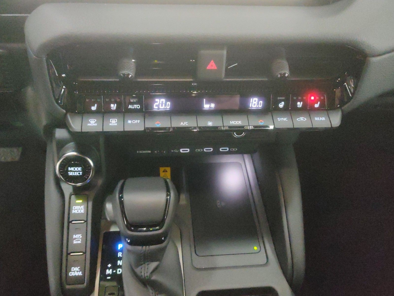 Fahrzeugabbildung Toyota Land Cruiser 2.8 Executive 250 4x4 Offroad-Umbau